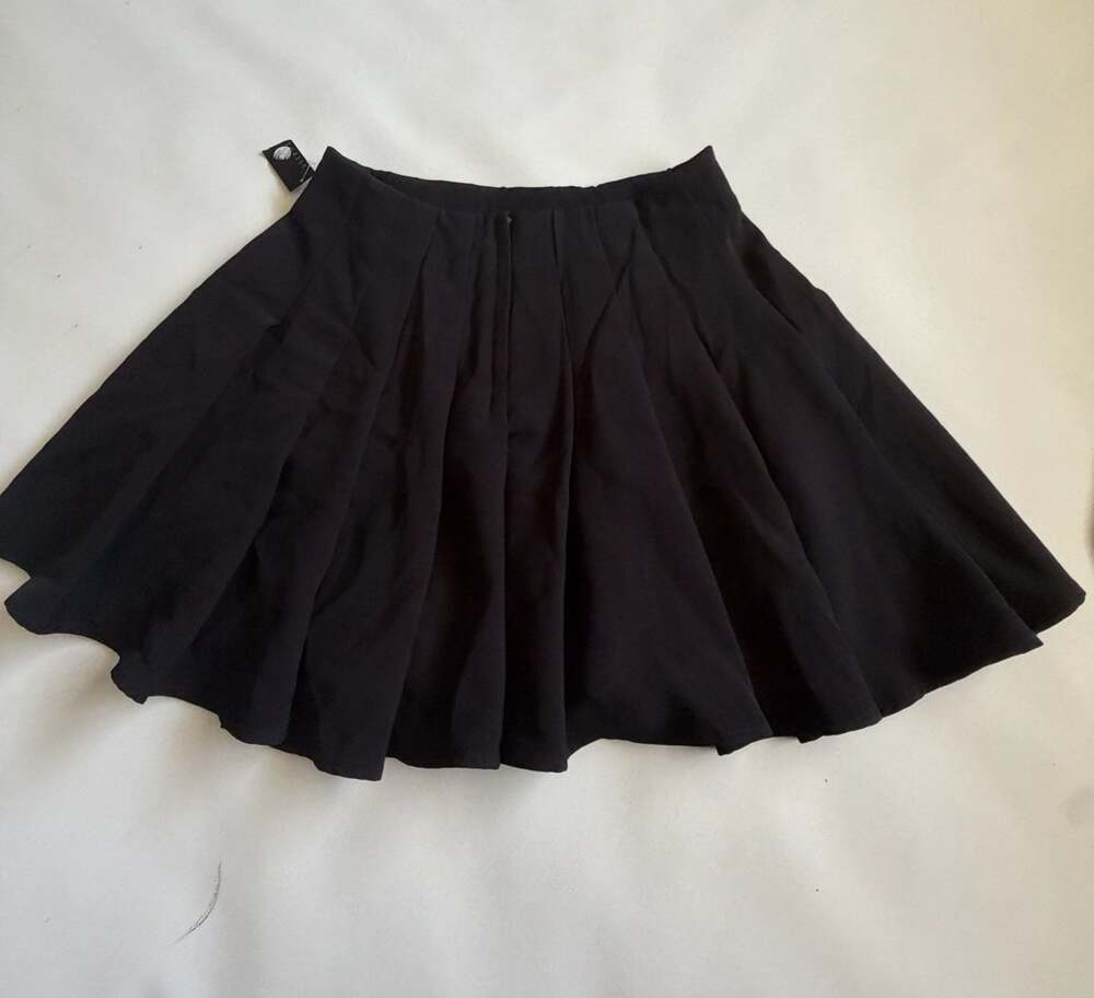 Black Skater Skirt M Flare A-Line Mini School Girl Y2K High Waisted Skirt